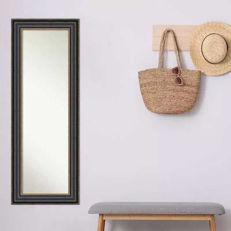 Miroir pleine longueur encadré noir pour porte - : Cadre en polystyrène, fixation murale ou à la porte