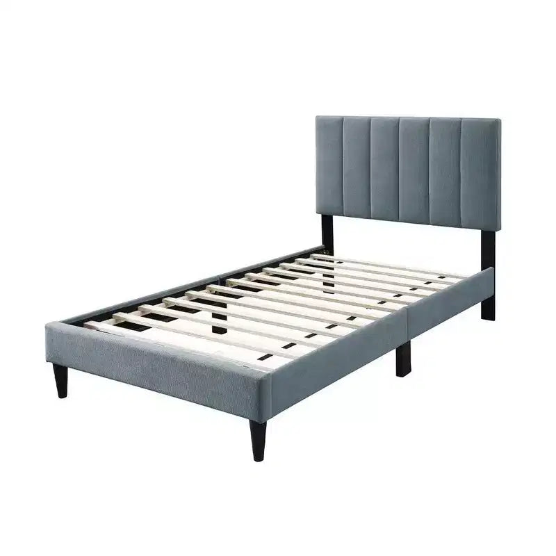 Grand lit, capitonnage capitonné en lin gris clair doux